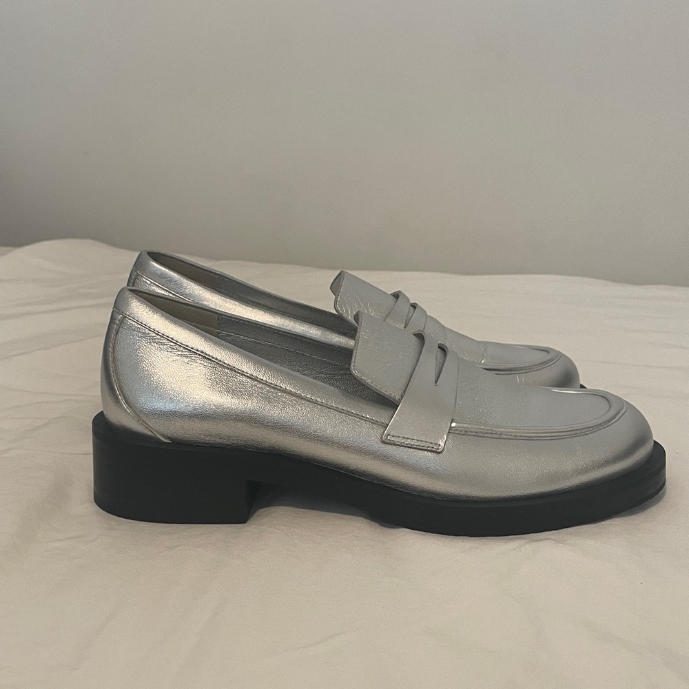 Stuart Weitzman Metallic Silver Loafers NWOT - Picture 8 of 12
